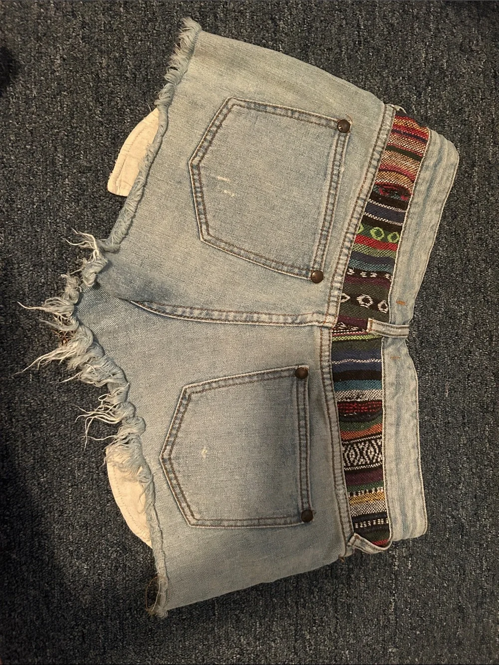 Free People FP Distressed Aztec Inset Denim Shorts Boho Festival Size 28